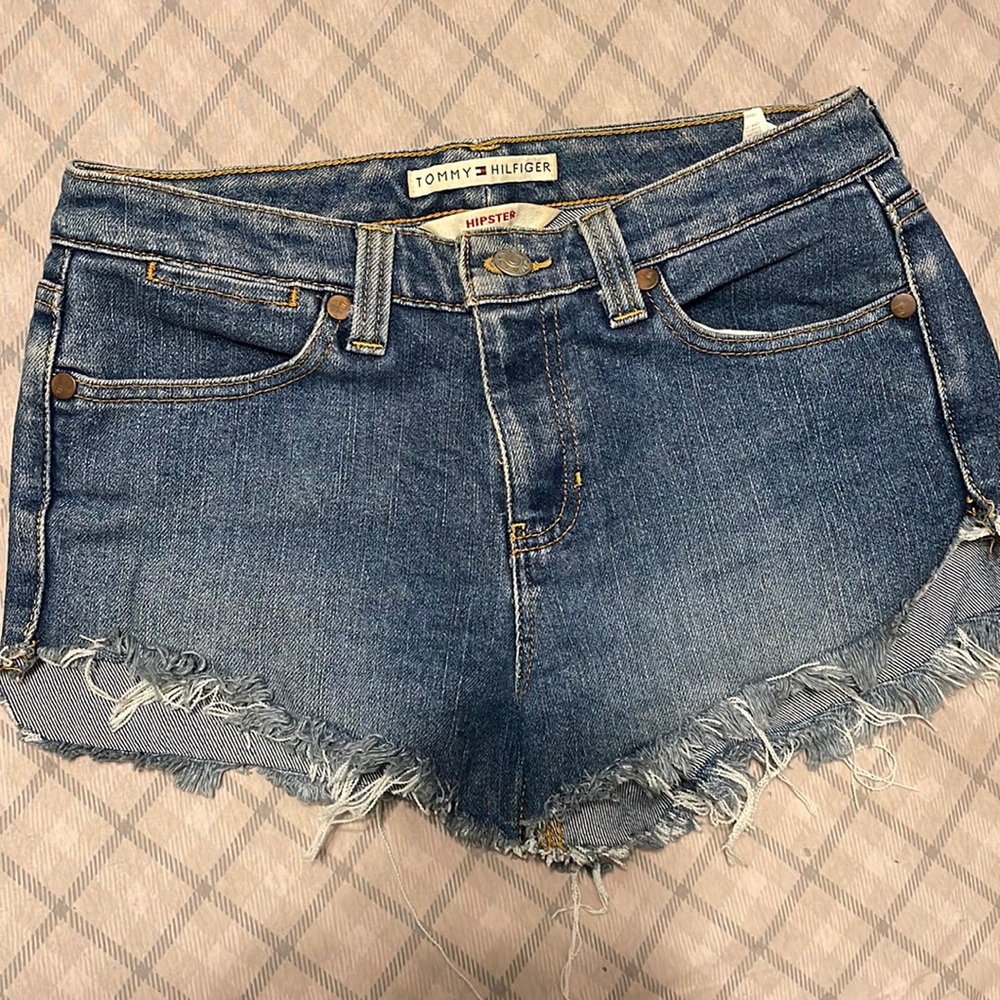 Tommy Hilfiger Jean shorts size 4